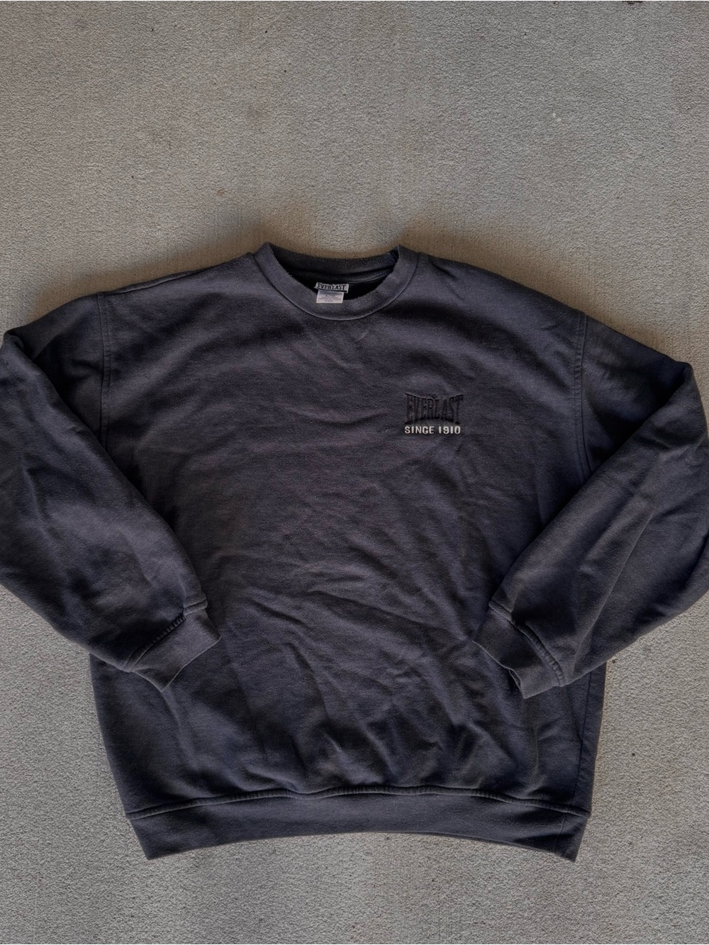 Everlast Men's Charcoal Black Crewneck Sweatshirt